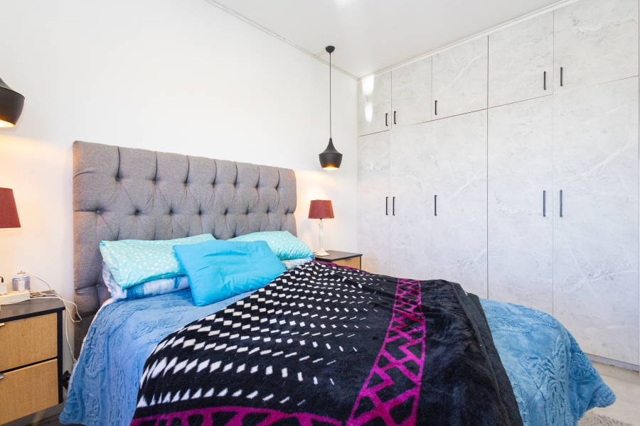 4 Bedroom Property for Sale in Loevenstein Western Cape
